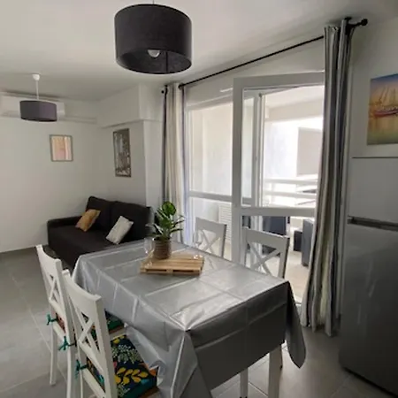 Beau T2 Climatise, 2eme Etage, 4 Pers, Parking Prive - Fr-1-727-15 Apartment Leucate