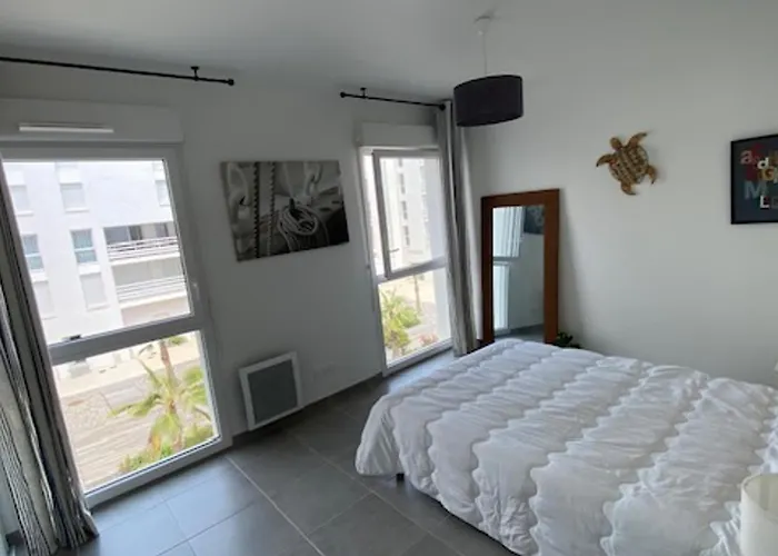 Beau T2 Climatise, 2eme Etage, 4 Pers, Parking Prive - Fr-1-727-15 * Leucate
